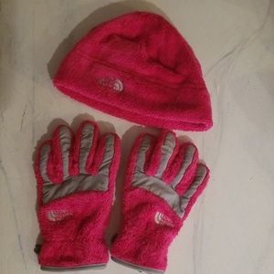 North face Hat and Gloves
